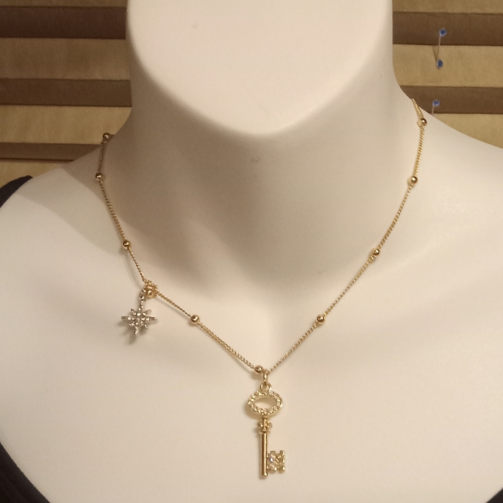 Vintage CN Gold Tone and Clear Rhinestones Key and Star Pendant Necklace
